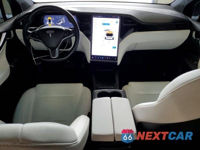 Zdjęcie 8 z 13 samochodu: 2021 TESLA MODEL X VIN:5YJXCDE28MF324005 - miniatura