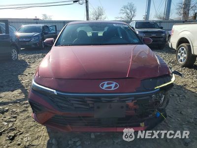 Piąte zdjęcie samochodu w środku: 2025 HYUNDAI ELANTRA SEL CONVENIENCE VIN:KMHLS4DG1SU878212 - miniatura