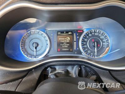Zdjęcie 9 z 11 samochodu: 2015 CHRYSLER 200 LIMITED VIN:1C3CCCAB3FN729776 - miniatura