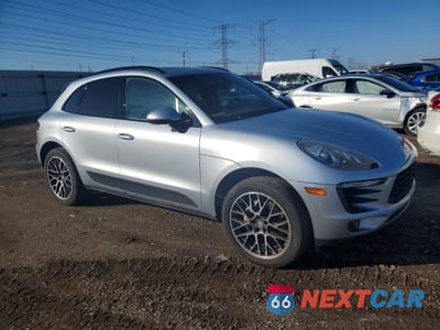 Czwarte zdjęcie samochodu z boku: 2016 PORSCHE MACAN S VIN:WP1AB2A56GLB42042 - miniatura
