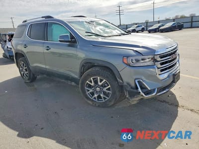 Czwarte zdjęcie samochodu z boku: 2023 GMC ACADIA SLT VIN:1GKKNULS4PZ253346 - miniatura