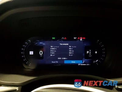 Zdjęcie 9 z 13 samochodu: 2026 VOLVO XC60 PLUS VIN:YV4M12RCXT1415247 - miniatura