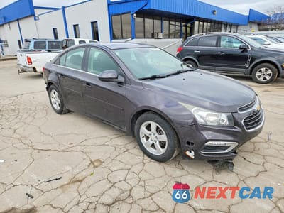 Czwarte zdjęcie samochodu z boku: 2016 CHEVROLET CRUZE LIMITED LT VIN:1G1PE5SB7G7165002 - miniatura