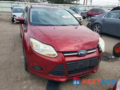 Piąte zdjęcie samochodu w środku: 2014 FORD FOCUS SE VIN:1FADP3F26EL438265 - miniatura