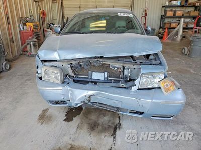 Piąte zdjęcie samochodu w środku: 2007 MERCURY GRAND MARQUIS LS VIN:2MEHM75V27X621979 - miniatura