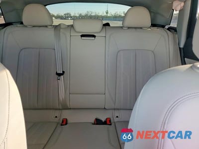 Zdjęcie 10 z 13 samochodu: 2024 AUDI Q8 E-TRON PREMIUM PLUS VIN:WA15ABGE1RB013500 - miniatura