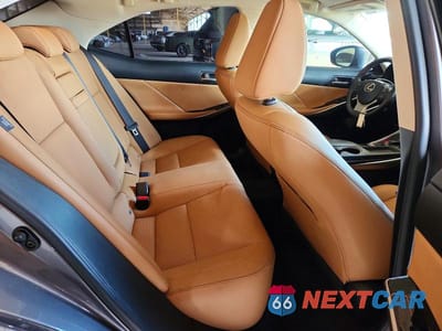 Zdjęcie 10 z 12 samochodu: 2020 LEXUS IS 300 BASE VIN:JTHAA1D22L5106586 - miniatura