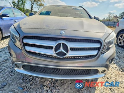 Piąte zdjęcie samochodu w środku: 2015 MERCEDES-BENZ GLA 250 VIN:WDCTG4EB9FJ182708 - miniatura