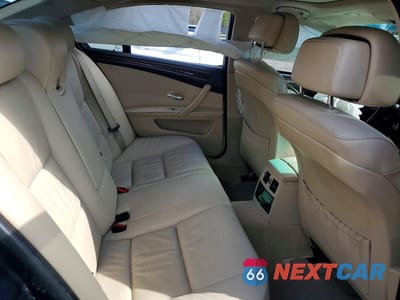 Zdjęcie 10 z 12 samochodu: 2009 BMW 528 XI VIN:WBANV13549C153462 - miniatura