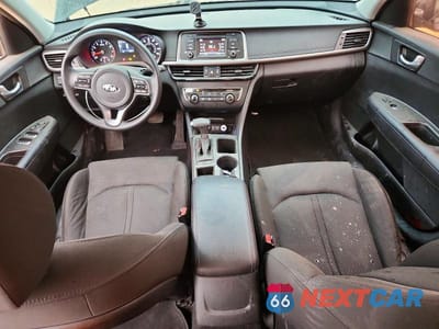 Zdjęcie 8 z 12 samochodu: 2016 KIA OPTIMA LX VIN:5XXGT4L37GG010164 - miniatura