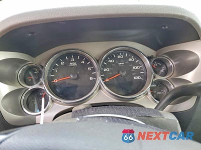 Zdjęcie 9 z 11 samochodu: 2013 CHEVROLET SILVERADO K2500 HEAVY DUTY VIN:1GC2KVCG5DZ208627 - miniatura