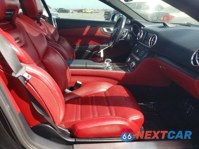 Zdjęcie 10 z 11 samochodu: 2017 MERCEDES-BENZ SL 63 AMG VIN:WDDJK7EA5HF045121 - miniatura