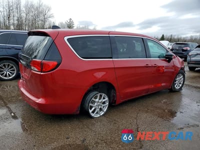 Trzecie zdjęcie samochodu z tyłu: 2024 CHRYSLER GRAND CARAVAN SXT VIN:2C4RC1ZG8RR200938 - miniatura