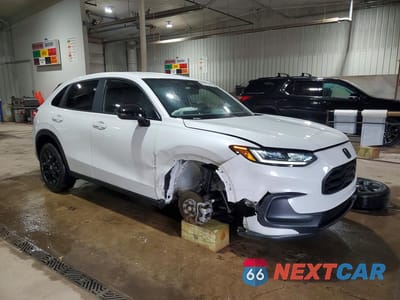 Czwarte zdjęcie samochodu z boku: 2023 HONDA HR-V SPORT VIN:3CZRZ2H59PM721587 - miniatura