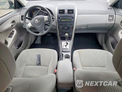 Zdjęcie 8 z 12 samochodu: 2010 TOYOTA COROLLA LE VIN:1NXBU4EE5AZ165671 - miniatura