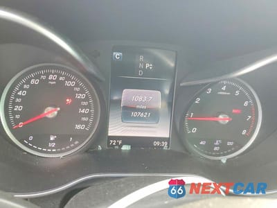 Zdjęcie 9 z 11 samochodu: 2016 MERCEDES-BENZ C 300 4MATIC VIN:55SWF4KB9GU115253 - miniatura