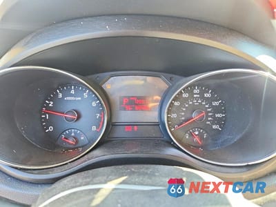 Zdjęcie 9 z 12 samochodu: 2016 KIA SEDONA LX VIN:KNDMB5C14G6162444 - miniatura