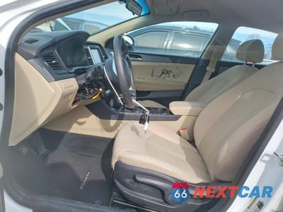 Zdjęcie 7 z 11 samochodu: 2018 HYUNDAI SONATA SE VIN:5NPE24AFXJH612365 - miniatura