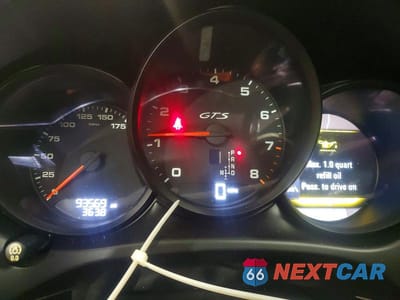 Zdjęcie 9 z 13 samochodu: 2018 PORSCHE MACAN GTS VIN:WP1AG2A50JLB63428 - miniatura