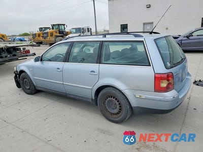 Drugie zdjęcie samochodu z przodu: 2002 VOLKSWAGEN PASSAT GLS VIN:WVWVD63B12E418552 - miniatura