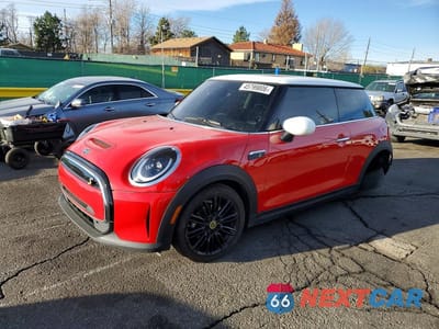 2024 MINI COOPER SE WMW13DJ08R2V87161 - główne zdjęcie licytacji z USA - miniatura