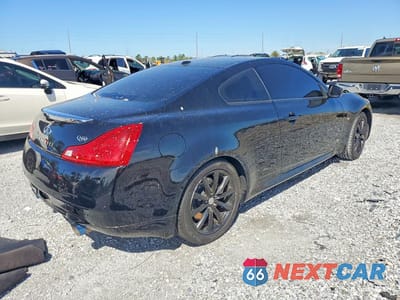 Trzecie zdjęcie samochodu z tyłu: 2014 INFINITI Q60 COUPE JOURNEY VIN:JN1CV6EK6EM113286 - miniatura