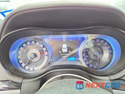 Zdjęcie 9 z 12 samochodu: 2019 CHRYSLER 300 S VIN:2C3CCAGG2KH569772 - miniatura