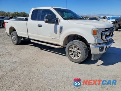 Czwarte zdjęcie samochodu z boku: 2020 FORD F250 SUPER DUTY VIN:1FT7X2BT1LEC90320 - miniatura