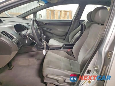 Zdjęcie 7 z 11 samochodu: 2008 HONDA CIVIC LX VIN:1HGFA15558L105405 - miniatura