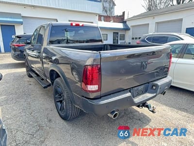 Trzecie zdjęcie samochodu z tyłu: 2021 RAM 1500 CLASSIC SLT VIN:1C6RR7GT6MS502292 - miniatura