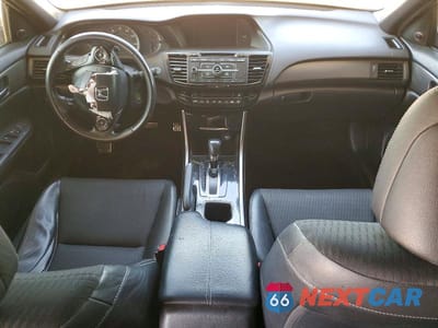 Zdjęcie 8 z 13 samochodu: 2017 HONDA ACCORD SPORT VIN:1HGCR2F58HA254449 - miniatura