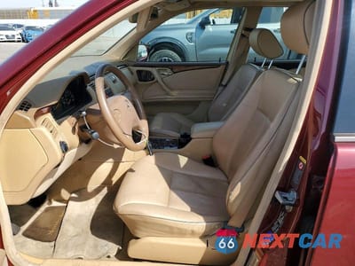 Zdjęcie 7 z 11 samochodu: 2001 MERCEDES-BENZ E 320 VIN:WDBJF65JX1B354751 - miniatura