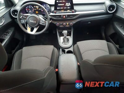 Zdjęcie 8 z 11 samochodu: 2023 KIA FORTE LXS VIN:3KPF24ADXPE586009 - miniatura