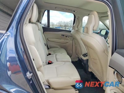 Zdjęcie 11 z 13 samochodu: 2022 VOLVO XC90 T5 MOMENTUM VIN:YV4102PK9N1777914 - miniatura