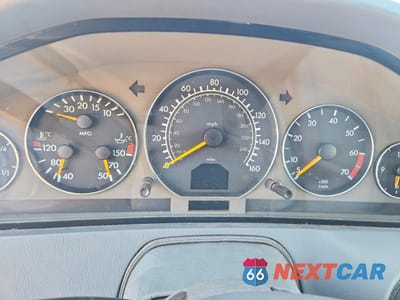 Zdjęcie 9 z 12 samochodu: 2000 MERCEDES-BENZ SL 500 VIN:WDBFA68F6YF192129 - miniatura