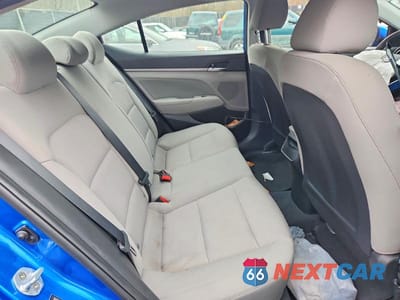 Zdjęcie 10 z 11 samochodu: 2018 HYUNDAI ELANTRA SEL VIN:5NPD84LF2JH378360 - miniatura