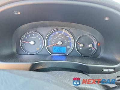 Zdjęcie 9 z 12 samochodu: 2010 HYUNDAI SANTA FE GLS VIN:5NMSGDAB3AH363776 - miniatura