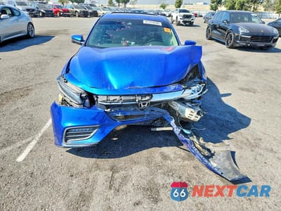 Piąte zdjęcie samochodu w środku: 2019 HONDA INSIGHT TOURING VIN:19XZE4F95KE008028 - miniatura