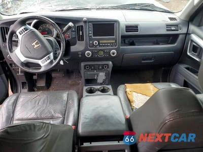 Zdjęcie 8 z 12 samochodu: 2008 HONDA RIDGELINE RTL VIN:2HJYK16558H528531 - miniatura