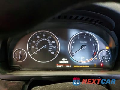 Zdjęcie 9 z 11 samochodu: 2015 BMW 528 XI VIN:WBA5A7C55FD627231 - miniatura