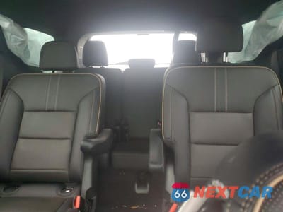 Zdjęcie 10 z 12 samochodu: 2025 CHEVROLET TRAVERSE HIGH COUNTRY VIN:1GNERKRS3SJ231815 - miniatura