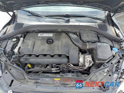 Zdjęcie 12 z 12 samochodu: 2012 VOLVO XC60 T6 VIN:YV4902DZ5C2282654 - miniatura