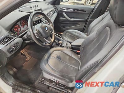 Zdjęcie 7 z 14 samochodu: 2016 BMW X1 XDRIVE28I VIN:WBXHT3C30GP881739 - miniatura