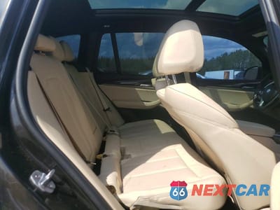 Zdjęcie 10 z 12 samochodu: 2019 BMW X3 XDRIVE30I VIN:5UXTR9C52KLE14494 - miniatura
