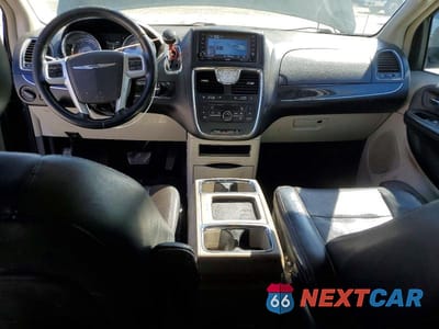 Zdjęcie 8 z 12 samochodu: 2012 CHRYSLER TOWN & COUNTRY TOURING VIN:2C4RC1BGXCR249818 - miniatura