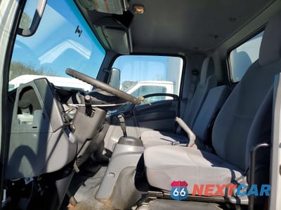 Zdjęcie 7 z 12 samochodu: 2020 ISUZU NRR BOX TRUCK VIN:JALE5W169L7303267 - miniatura