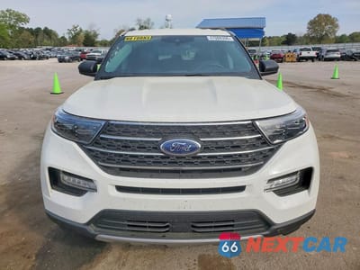 Piąte zdjęcie samochodu w środku: 2022 FORD EXPLORER XLT VIN:1FMSK7DH2NGA36973 - miniatura