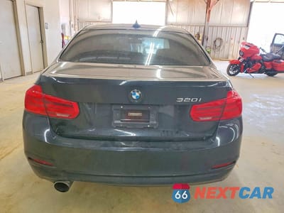 Zdjęcie 6 z 12 samochodu: 2017 BMW 320 I VIN:WBA8A9C3XHK620569 - miniatura