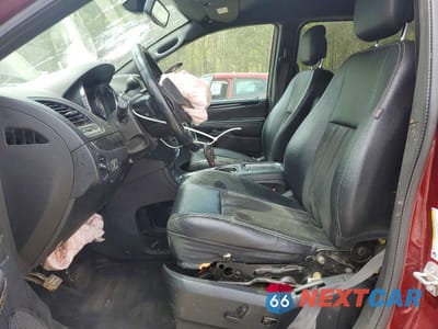 Zdjęcie 7 z 12 samochodu: 2019 DODGE GRAND CARAVAN SXT VIN:2C4RDGCG7KR568736 - miniatura