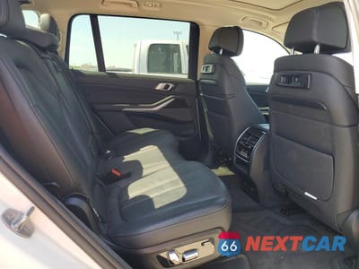 Zdjęcie 11 z 13 samochodu: 2019 BMW X7 XDRIVE40I VIN:5UXCW2C50KL087333 - miniatura